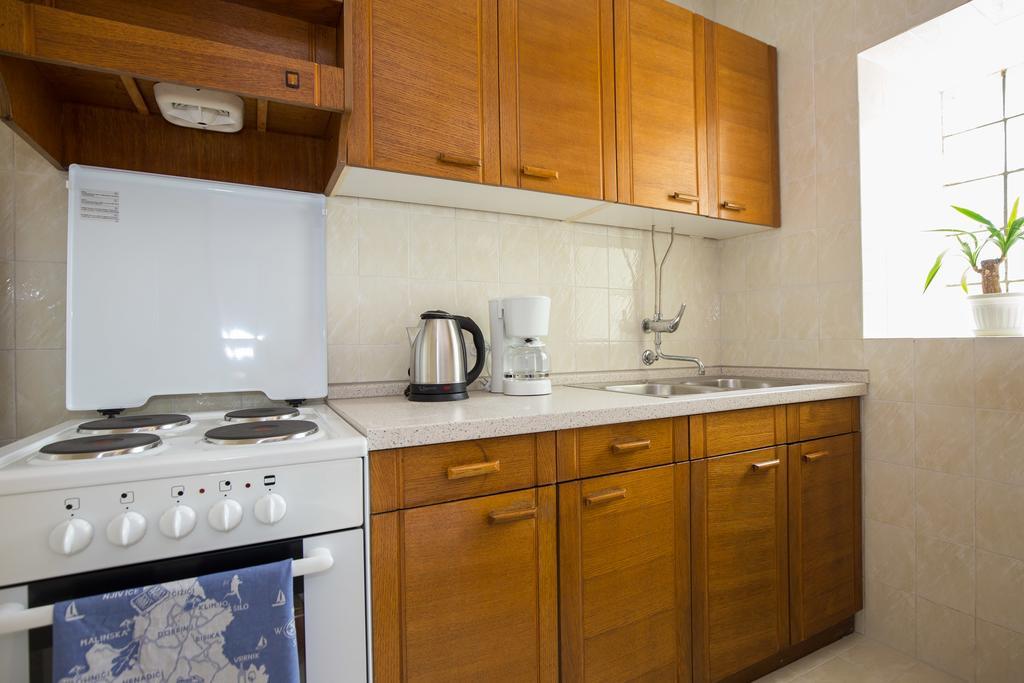 Holiday Home Mery By El-Pi Tours Malinska Luaran gambar
